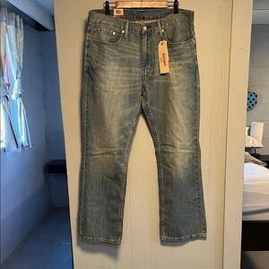 NWT Levi's Men's Light Blue 559 Relaxed Fit Straight Jeans W36 L32